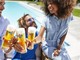 Alimenti: la birra analcolica è la nuova protagonista dell’estate 2026, per la gen z è buona, versatile e 'cool'