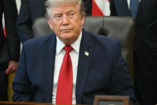 Iran, Trump ferma gli attacchi: 3 motivi per lo stop, l'analisi Iran, Trump ferma gli attacchi: 3 motivi per lo stop, l'analisi