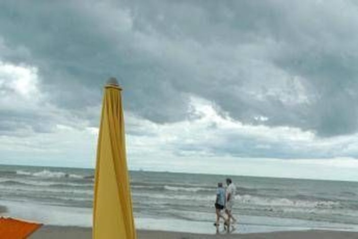 Meteo, doppia svolta in arrivo: maltempo, fresco e poi nuovo caldo africano sull’Italia