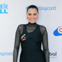 Jessie J operata per un cancro al seno: &quot;Abbraccio chi sta vivendo un momento così difficile&quot;