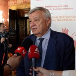 Ematologo Rambaldi: "Diagnosi molecolari e cure mirate migliorano la prognosi dei tumori del sangue" Ematologo Rambaldi: "Diagnosi molecolari e cure mirate migliorano la prognosi dei tumori del sangue"