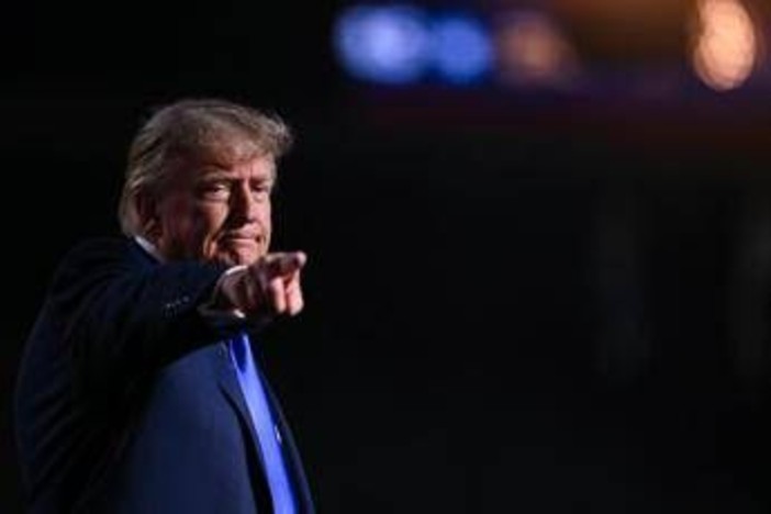 Usa, Trump rilancia: "500 dollari a un milione di americani truffati da Obamacare" Usa, Trump rilancia: "500 dollari a un milione di americani truffati da Obamacare"