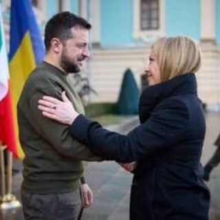 Ucraina, Meloni sente Zelensky: "Sostegno a piano Usa, presto invio forniture" Ucraina, Meloni sente Zelensky: "Sostegno a piano Usa, presto invio forniture"