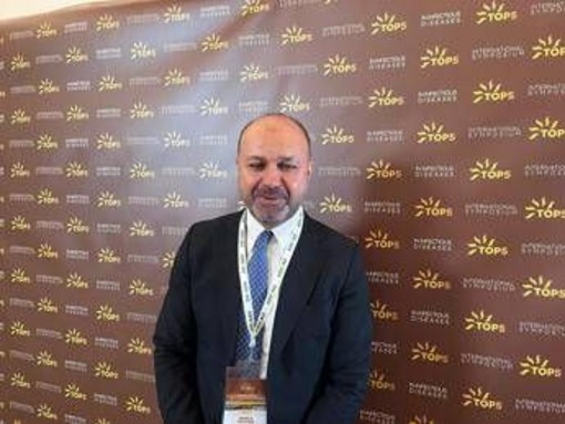 Infettivologo Falcone: "Batteri resistenti in aumento sfida di oggi e domani"