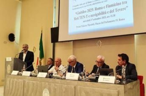Latrofa (Adsp Mtcs): &quot;Disponibili a lavoro condiviso su navigabilità Tevere&quot;