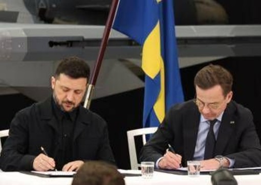 Ucraina e Gripen, i 'Grifoni' supersonici che la Svezia darà a Kiev Ucraina e Gripen, i 'Grifoni' supersonici che la Svezia darà a Kiev