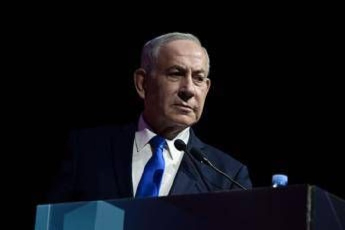 Netanyahu denuncia Haaretz per diffamazione: "Bugie, nessuna telefonata con Mbz" Netanyahu denuncia Haaretz per diffamazione: "Bugie, nessuna telefonata con Mbz"