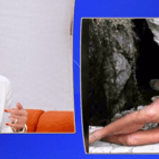 Nathalie Caldonazzo insultata sui social: "Mi hanno detto che sembro un verme" Nathalie Caldonazzo insultata sui social: "Mi hanno detto che sembro un verme"