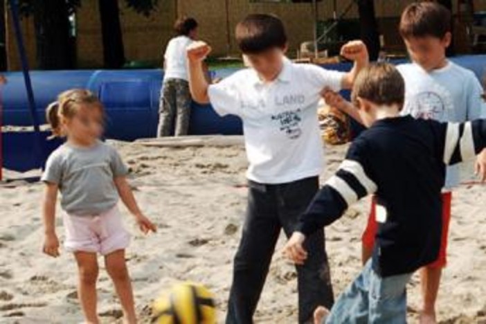 Estate, bimbi più a rischio incidenti: le regole per prevenirli Estate, bimbi più a rischio incidenti: le regole per prevenirli