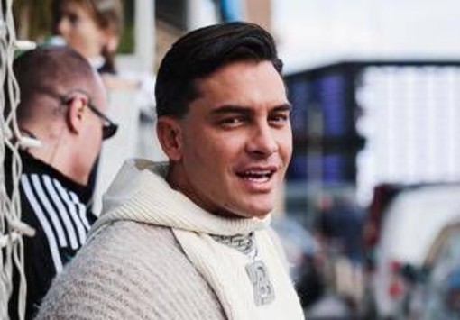 Alessandro Basciano 'rifiuta' il braccialetto elettronico, ora il dj rischia i domiciliari