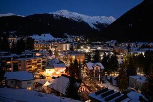 Davos, incendio in hotel: evacuato Congress Center
