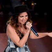 Sanremo 2026, Cristina D'Avena chi è: la cover con le Bambole di Pezza