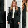 Tailleur nero e camicia bianca, alla cena della Fashion Week Meloni sceglie Ermanno Scervino Tailleur nero e camicia bianca, alla cena della Fashion Week Meloni sceglie Ermanno Scervino