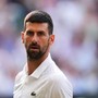Djokovic, nervosismo a Wimbledon: litiga con la panchina Djokovic, nervosismo a Wimbledon: litiga con la panchina