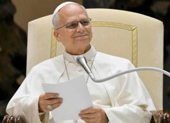 Papa, tumore diagnosticato dopo indigestione. Oncologi: "Scoperto per caso"