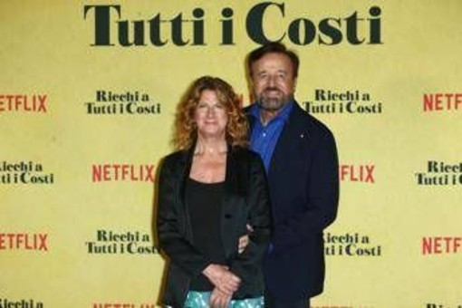 Ascolti tv, il film 'Ricchi a tutti i costi' su Canale 5 vince con 1,6 milioni di telespettatori, bene gli Europei di Atletica