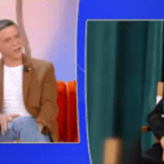 Gianni Morandi, i figli Marianna e Marco: "È stato un papà severo, oggi ci prende in giro" Gianni Morandi, i figli Marianna e Marco: "È stato un papà severo, oggi ci prende in giro"