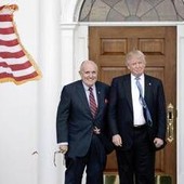 Trump, la Nato dice no a piano per Hormuz? Rudy Giuliani: "Arrabbiato con l'Italia"