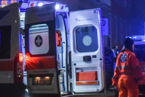Scooter finisce fuori strada, muore 17enne nel Fiorentino