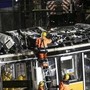 Tram deragliato a Milano, conducente indagato per disastro ferroviario Tram deragliato a Milano, conducente indagato per disastro ferroviario