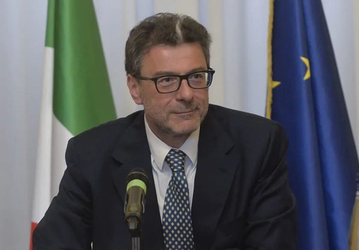 Moody’s promuove l’Italia, Giorgetti “Fiducia nel Paese” Moody’s promuove l’Italia, Giorgetti “Fiducia nel Paese”