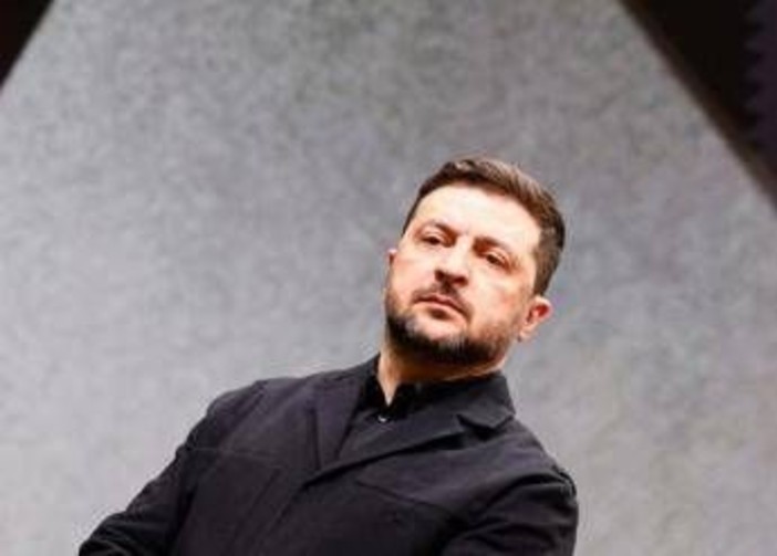 Ucraina, Zelensky: "Usa e Russia discutono nuovo documento per Nato" Ucraina, Zelensky: "Usa e Russia discutono nuovo documento per Nato"