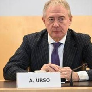 Biotech, Urso: &quot;Per innovazione lavoriamo a legislazione dedicata come il Biotech Act&quot;