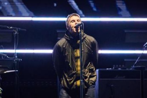 Leggenda dell'Arsenal vende villa a... Liam Gallagher: "Mia moglie vuole tornare a università" Leggenda dell'Arsenal vende villa a... Liam Gallagher: "Mia moglie vuole tornare a università"