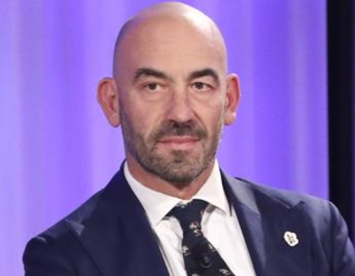 Bassetti e lo studio sul tonno: "Parassiti e disturbi se pesce crudo o poco cotto" Bassetti e lo studio sul tonno: "Parassiti e disturbi se pesce crudo o poco cotto"