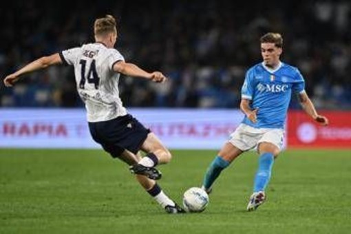 Serie A, Napoli-Bologna, annullato il gol al 6' del rossoblu Theate - Cosa è successo