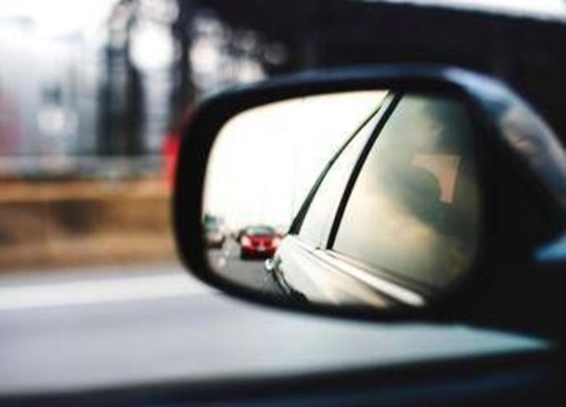 Due nuovi cartelli stradali (sconosciuti): dove si trovano e cosa significano Due nuovi cartelli stradali (sconosciuti): dove si trovano e cosa significano