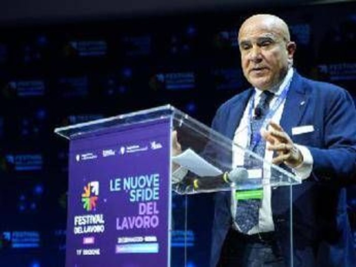 Lavoro, De Luca (consulenti): "Sicurezza, innovazione e produttività le tre parole chiave del Festival" Lavoro, De Luca (consulenti): "Sicurezza, innovazione e produttività le tre parole chiave del Festival"