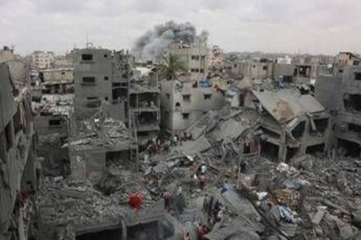 Gaza, &quot;29 morti in un raid&quot;. Media: &quot;Israele vuole inglobare Rafah in zona cuscinetto&quot;