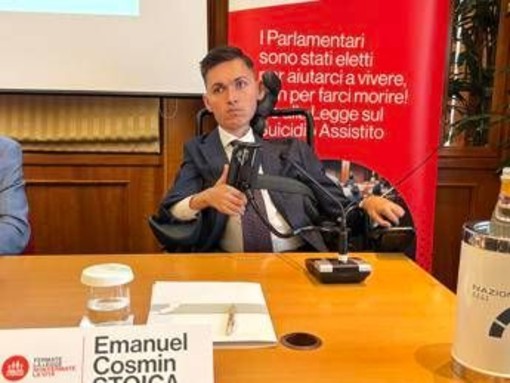 Fine vita, l'attivista Emmanuel Cosmin Stoica: &quot;Una legge simile è la sconfitta della civiltà&quot;