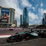 Russell vince a Baku davanti a Verstappen, 4° Leclerc e 5° Antonelli