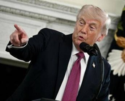 Trump boccia la risposta dell'Iran al piano Usa: "Totalmente inaccettabile" Trump boccia la risposta dell'Iran al piano Usa: "Totalmente inaccettabile"