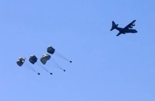 Gaza, colonnello Verdolini: &quot;Lanciate 96 tonnellate di cibo&quot;