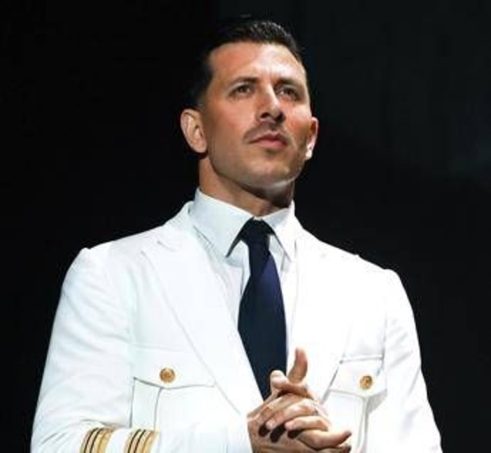 Ballando con le stelle, Pasquale La Rocca torna come maestro: l'annuncio Ballando con le stelle, Pasquale La Rocca torna come maestro: l'annuncio