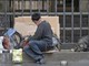 Oltre 5,7 milioni di persone in povertà assoluta nel 2024: allarme stranieri e minori
