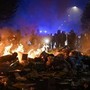 Francia, iniziano coprifuochi 'parziali' e 'localizzati': le misure per contrastare le violenze Francia, iniziano coprifuochi 'parziali' e 'localizzati': le misure per contrastare le violenze