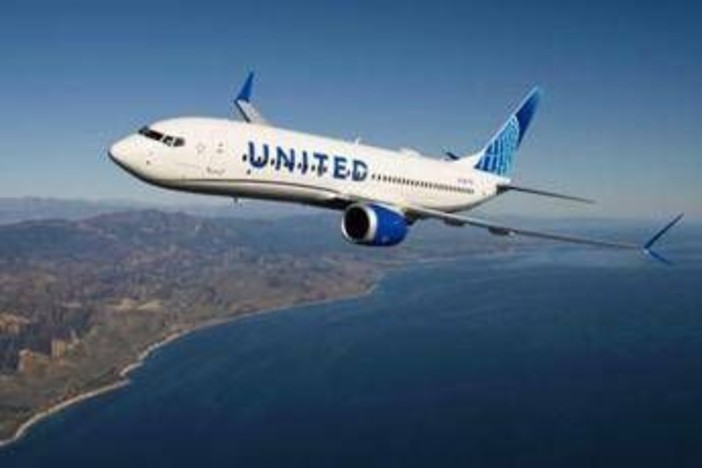 Passeggera bloccata nel bagno dell'aereo: sfiorato l'atterraggio d'emergenza negli Usa Passeggera bloccata nel bagno dell'aereo: sfiorato l'atterraggio d'emergenza negli Usa