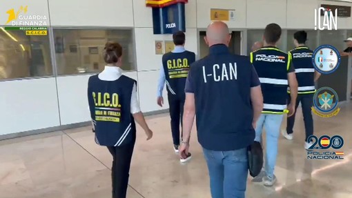 Estradato dalla Spagna boss latitante della ‘ndrangheta, deve scontare 19 anni Estradato dalla Spagna boss latitante della ‘ndrangheta, deve scontare 19 anni