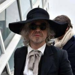 Improperi ai poliziotti durante lo sfratto, Morgan assolto dalle accuse di oltraggio a pubblico ufficiale