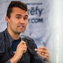 &quot;Stava rispondendo alla mia domanda&quot;, la testimonianza dell'ultimo a parlare con Charlie Kirk