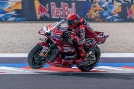 Gp Misano, Marquez domina gara sprint davanti a Bezzecchi: l'ordine di arrivo e come cambia la classifica Gp Misano, Marquez domina gara sprint davanti a Bezzecchi: l'ordine di arrivo e come cambia la classifica