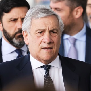 Immigrazione, Tajani “Rafforzare Frontex e creare hub per rimpatri in Africa”