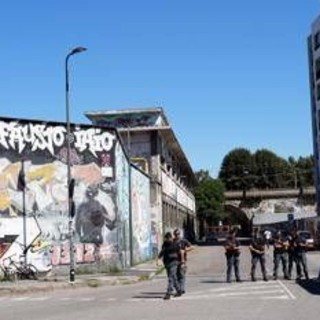 Non solo Leoncavallo, nel mirino altri 128: attenzione Viminale su CasaPound e Spin Time