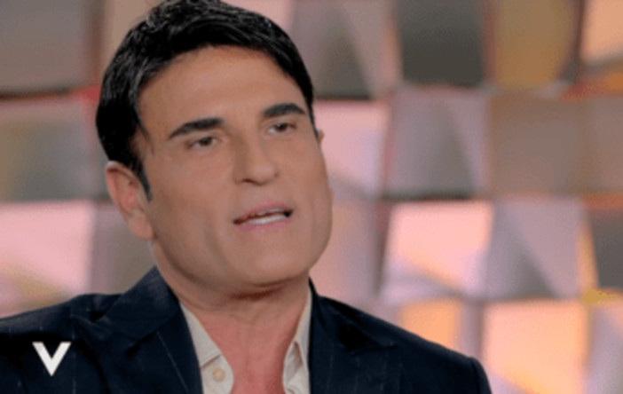 Sal Da Vinci, il retroscena prima della vittoria a Sanremo: cosa gli ha detto Laura Pausini