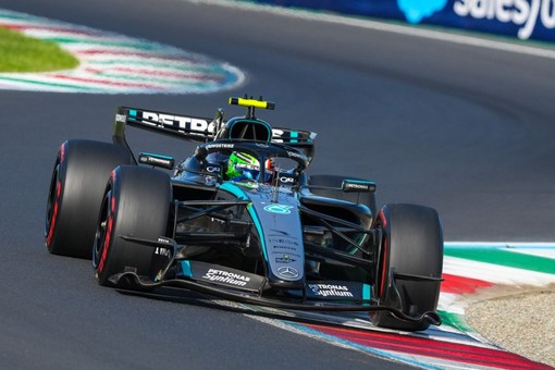 Impresa di Antonelli al Gran Premio d’Italia, parte 19° e vince Impresa di Antonelli al Gran Premio d’Italia, parte 19° e vince