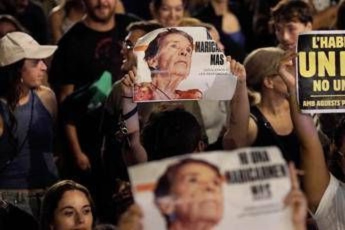 Spagna, morta Maricarmen Abascal: il suo sfratto aveva acceso la protesta per la casa Spagna, morta Maricarmen Abascal: il suo sfratto aveva acceso la protesta per la casa